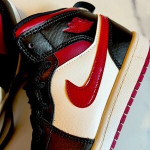 Air Jordan 1 Burgundy Kids